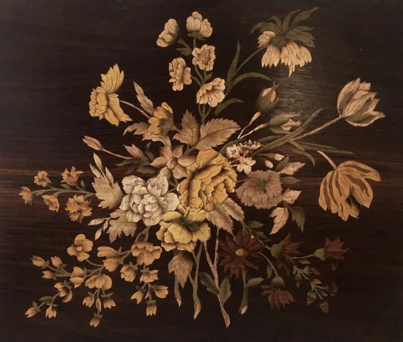 Reproduction de la marqueterie d’une commode J-H Riesener