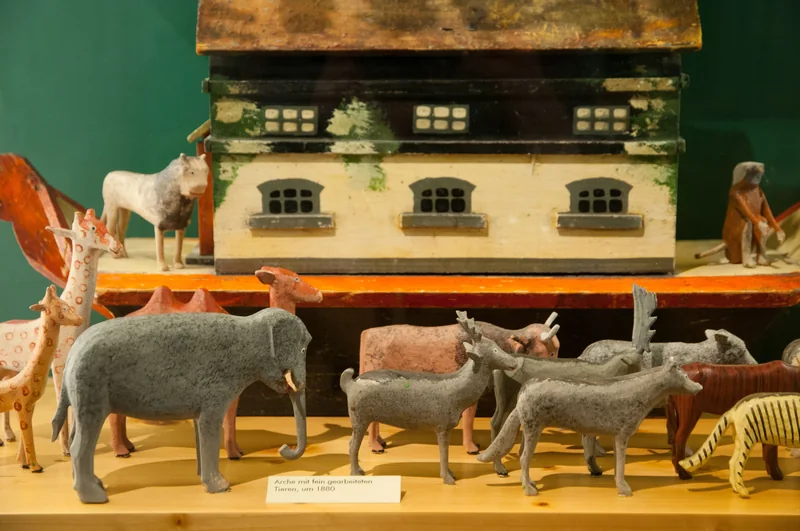 Restauration de meubles anciens et d’objets d’art