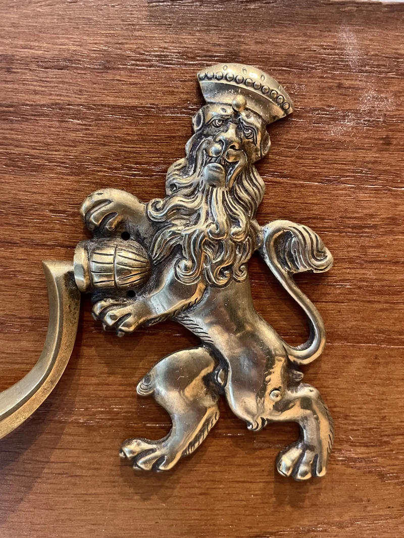 Restauration de meubles anciens et d’objets d’art